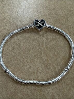 Pandora Silver Heart Infinity Charm Bracelet - Silver 7 inches new no box